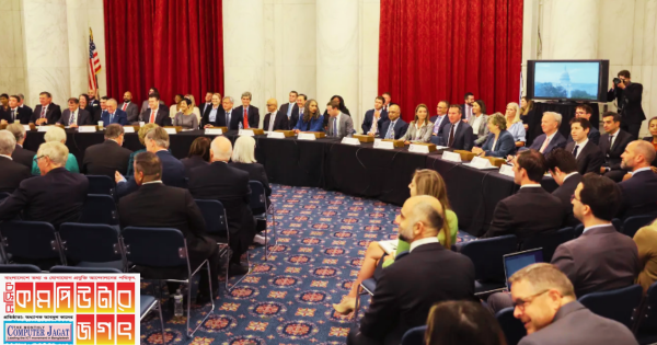 মার্কিন সিনেটররা প্রযুক্তি জায়ান্টদের দুষলেন