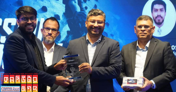 কাজের স্বীকৃতি পেলেন স্মার্ট কর্মকর্তাগন