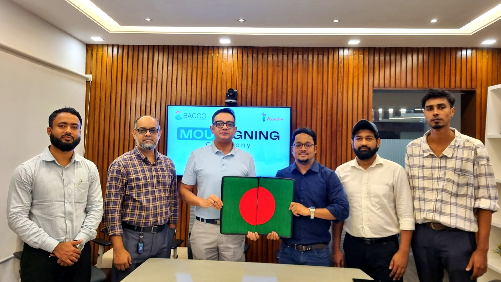 বাক্কোর সাথে চুক্তি করলো পিৎজা ইন্ বাংলাদেশ