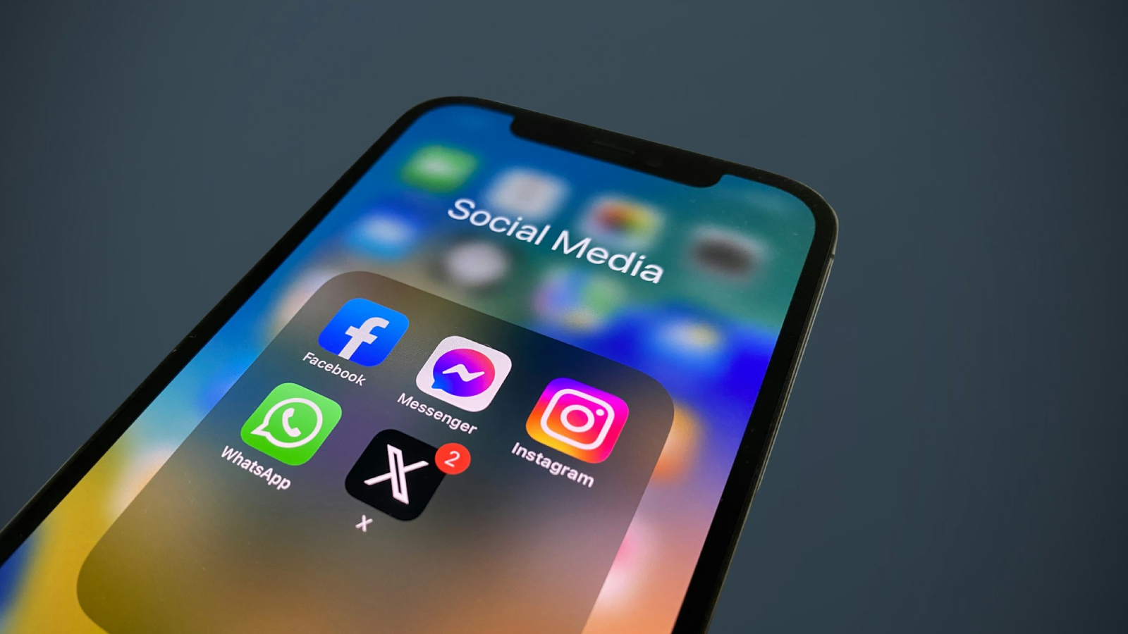 এক্সে চালু হলো নতুন ‘ফলোয়িং’ টাইমলাইন